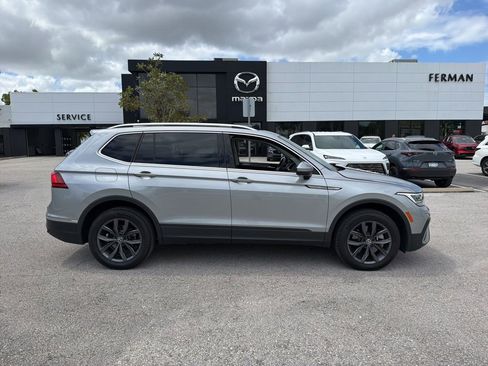 Used 2022 Volkswagen Tiguan SE image 4