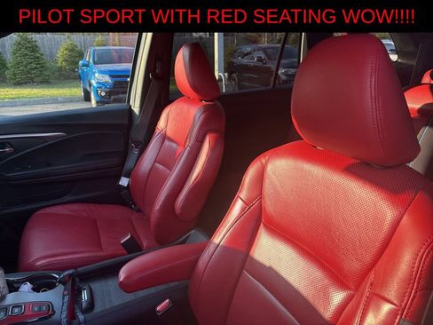 Used 2022 Honda Pilot Sport image 8
