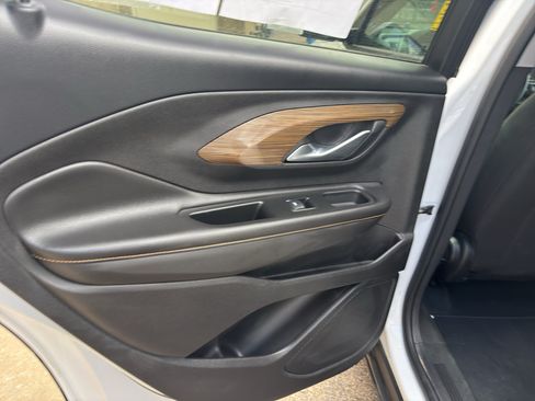 Used 2019 GMC Terrain SLE FWD image 25