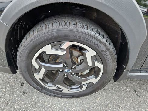 Used 2023 Subaru Crosstrek 2.5i Limited w/ Moonroof Package image 32