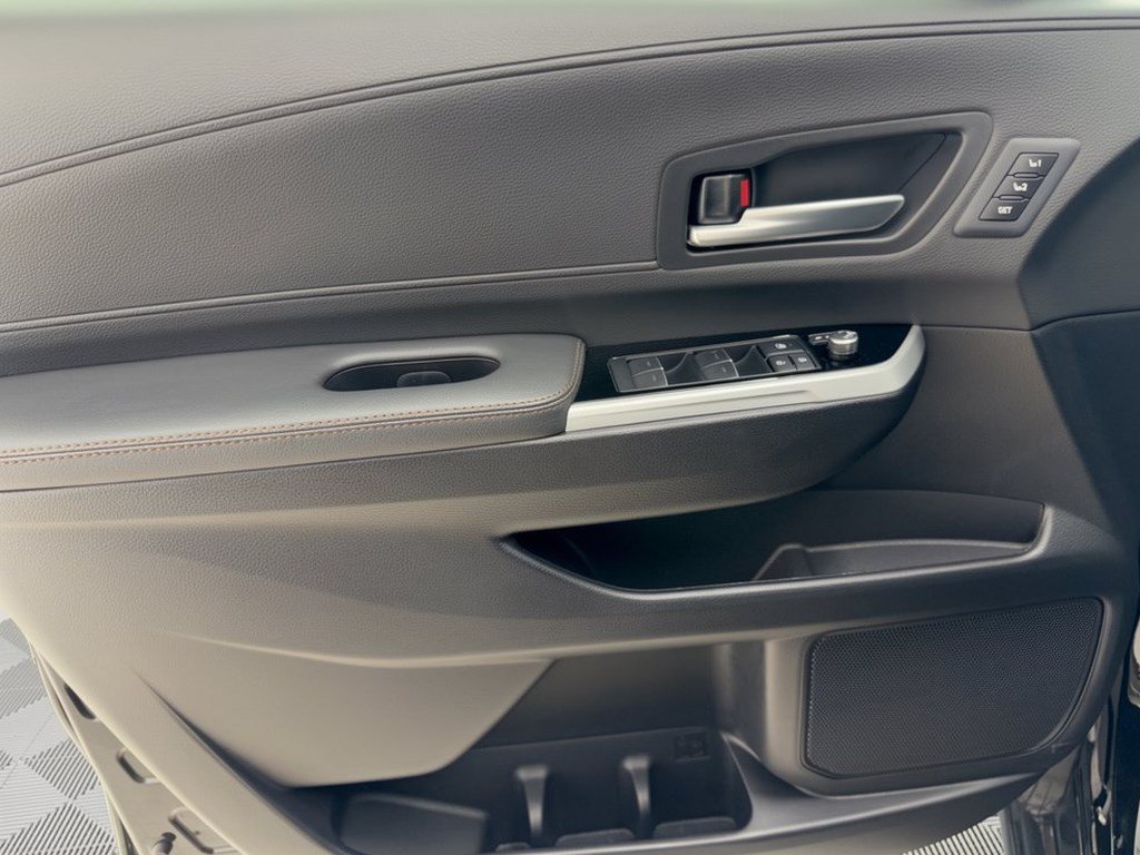 Certified 2026 Toyota Sienna Limited FWD image 14