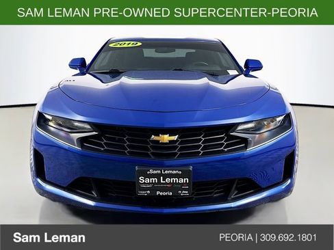 Used 2019 Chevrolet Camaro LT w/ Technology Package RWD image 2