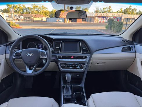 Used 2019 Hyundai Sonata SE FWD image 19