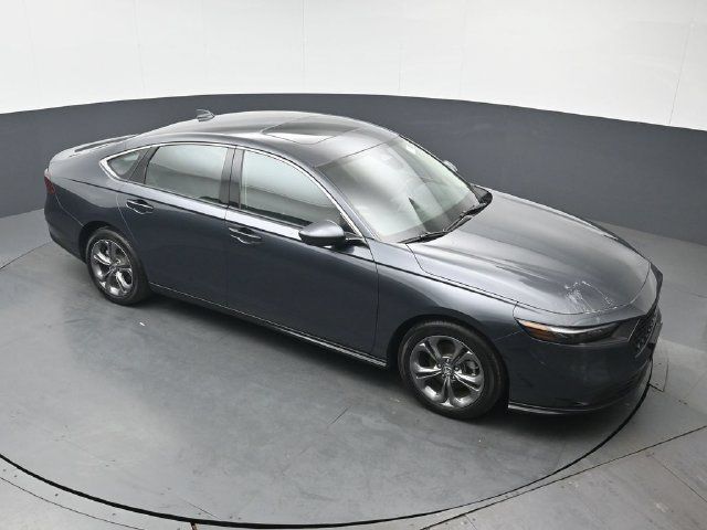 Used 2023 Honda Accord EX image 36
