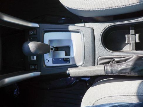 Used 2017 Subaru Forester 2.5i Premium image 20