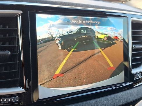 New 2026 Chrysler Voyager LX image 13