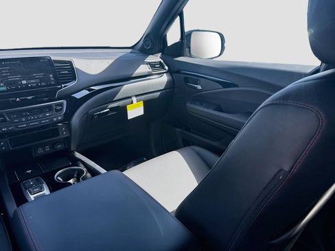 New 2026 Honda Ridgeline Black Edition image 19