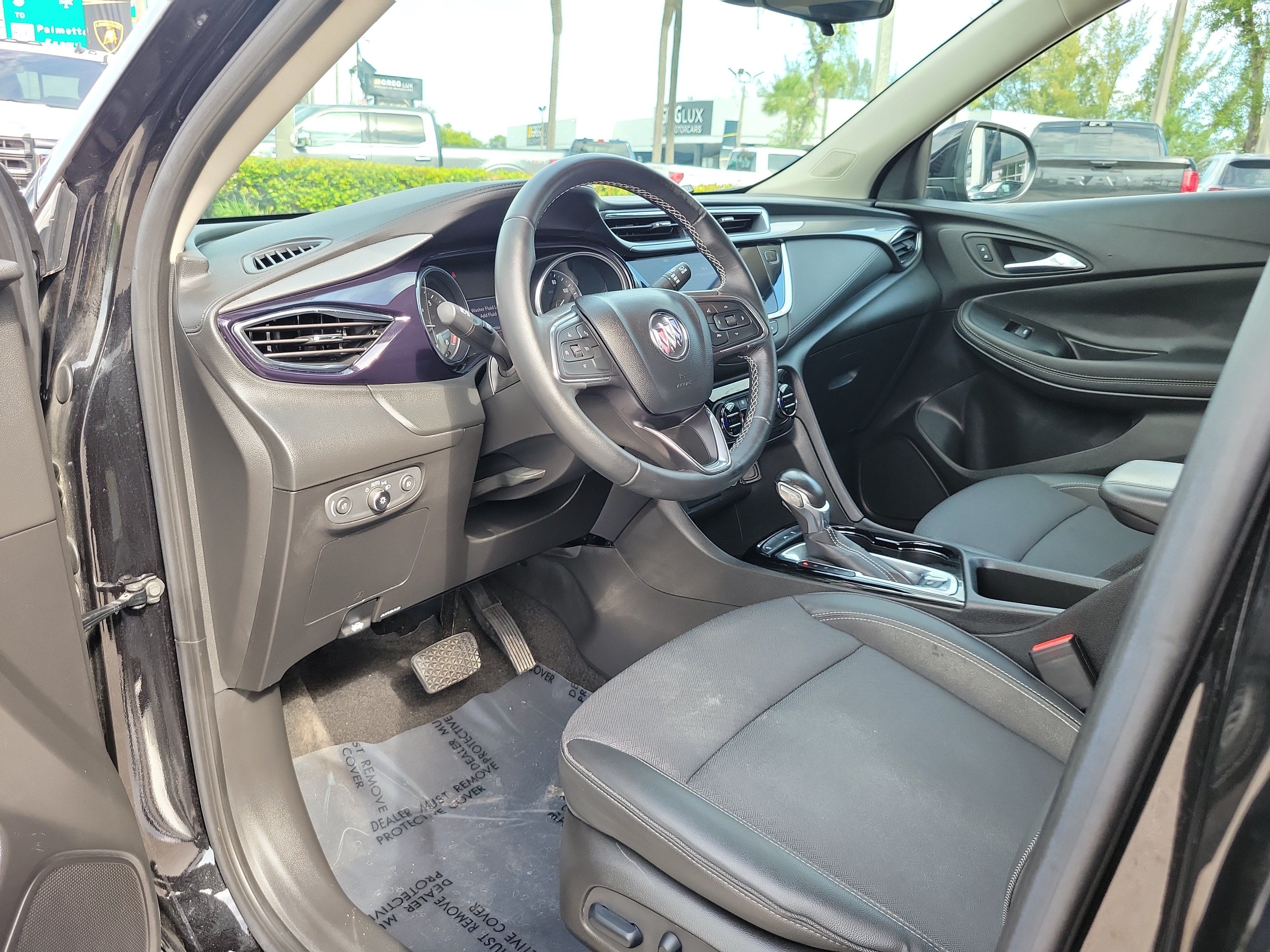 Used 2023 Buick Encore GX Select w/ Sport Touring Package FWD image 9