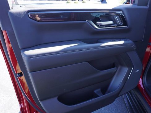 New 2026 GMC Yukon XL Elevation image 15