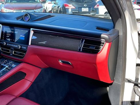 Used 2021 Porsche Macan GTS image 16