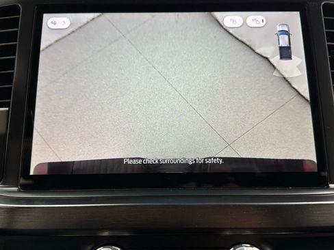 Used 2024 Ford F350 Lariat image 29