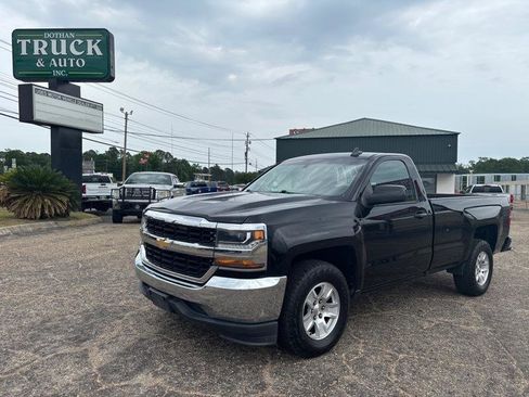 Used 2017 Chevrolet Silverado 1500 LT w/ Trailering Package RWD image 1