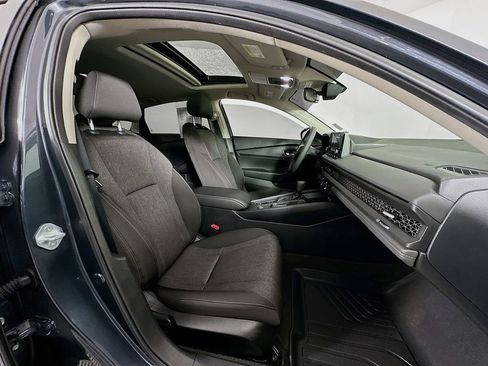 Used 2024 Honda Accord EX image 27