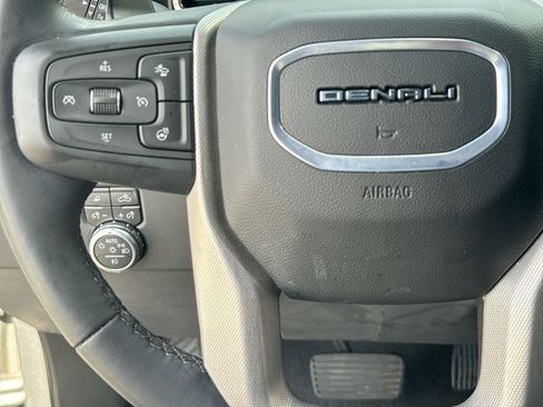 Used 2024 GMC Sierra 1500 Denali w/ Technology Package AWD/4WD image 17