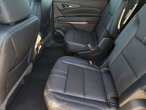 New 2026 Chevrolet Traverse High Country w/ LPO, Floor Liner Package image 19