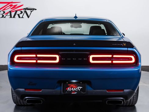 Used 2021 Dodge Challenger R/T Scat Pack RWD image 4