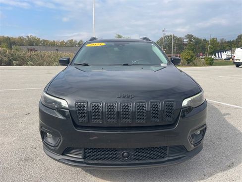 Used 2021 Jeep Cherokee Latitude Plus image 10
