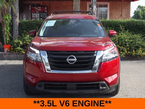 Used 2022 Nissan Pathfinder SV FWD image 3