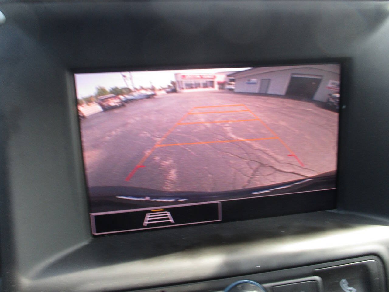 Used 2023 GMC Terrain SLE w/ Driver Convenience Package AWD/4WD image 22