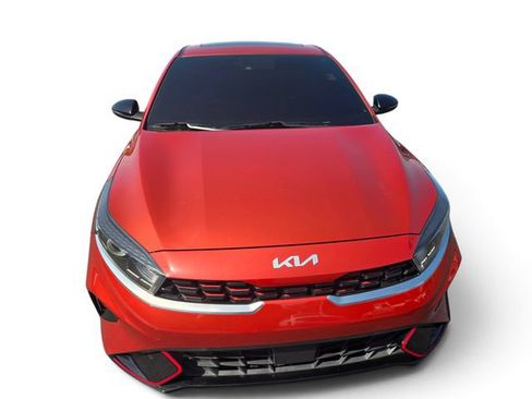 Used 2024 Kia Forte GT-Line w/ GT-Line Premium Package FWD image 9