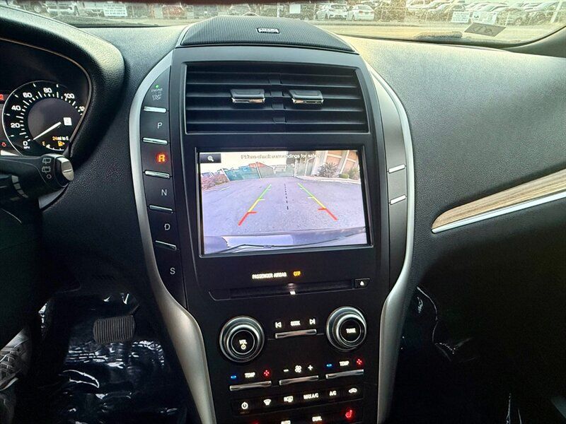 Used 2015 Lincoln MKC AWD w/ Equipment Group 101A Select image 11