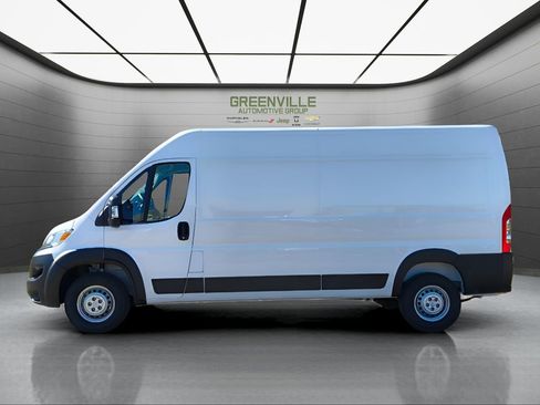 New 2026 RAM ProMaster 2500 w/ Convenience Group image 3