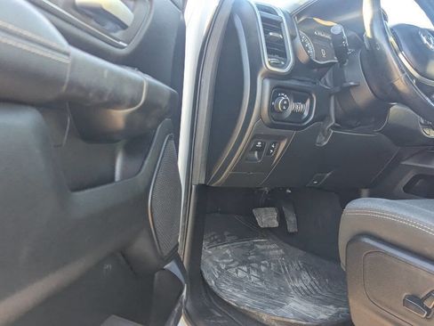 Used 2024 Chevrolet Silverado 1500 W/T w/ WT Value Package RWD image 17