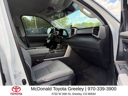 Used 2024 Toyota Tundra Limited AWD/4WD image 6