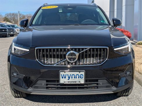 New 2025 Volvo XC40 B5 Plus w/ Protection Package Premier image 9