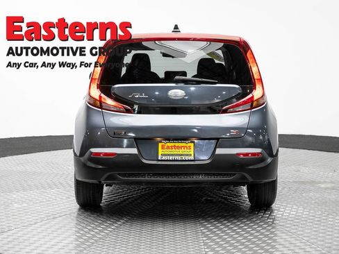 Used 2020 Kia Soul S FWD image 6