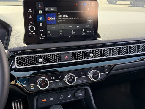 Used 2025 Honda Civic Sport Touring image 17