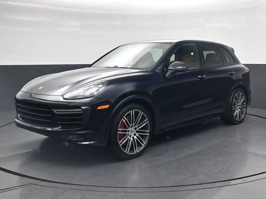 Used 2016 Porsche Cayenne GTS AWD/4WD image 8
