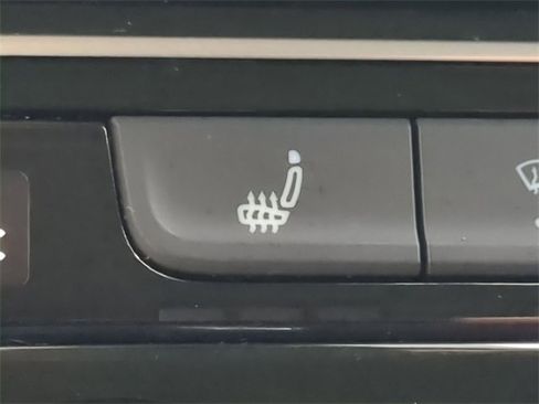 Certified 2022 Volkswagen Atlas SEL image 28