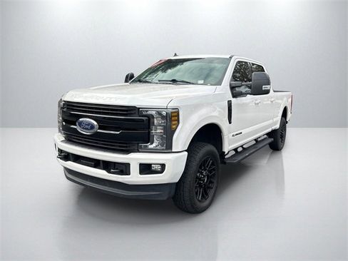 Used 2019 Ford F250 Lariat image 3