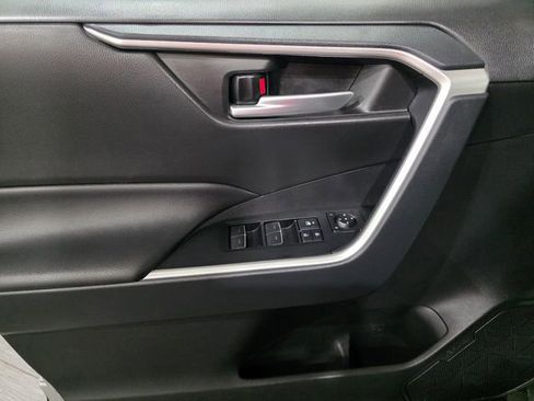 Used 2025 Toyota RAV4 XLE image 10