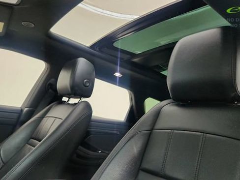 Used 2023 Land Rover Range Rover Evoque R-Dynamic S AWD/4WD image 33
