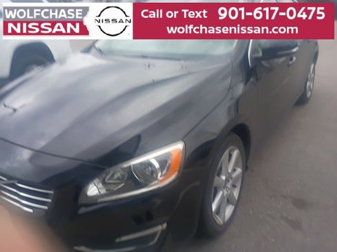 Used 2016 Volvo S60 T5 Premier image 1