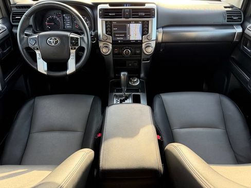 Certified 2021 Toyota 4Runner SR5 Premium w/ Moonroof Package AWD/4WD image 21