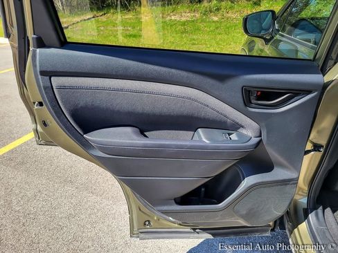 Certified 2025 Subaru Forester Premium AWD/4WD image 26