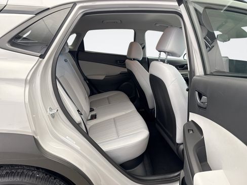 Used 2023 Hyundai Kona SEL image 17