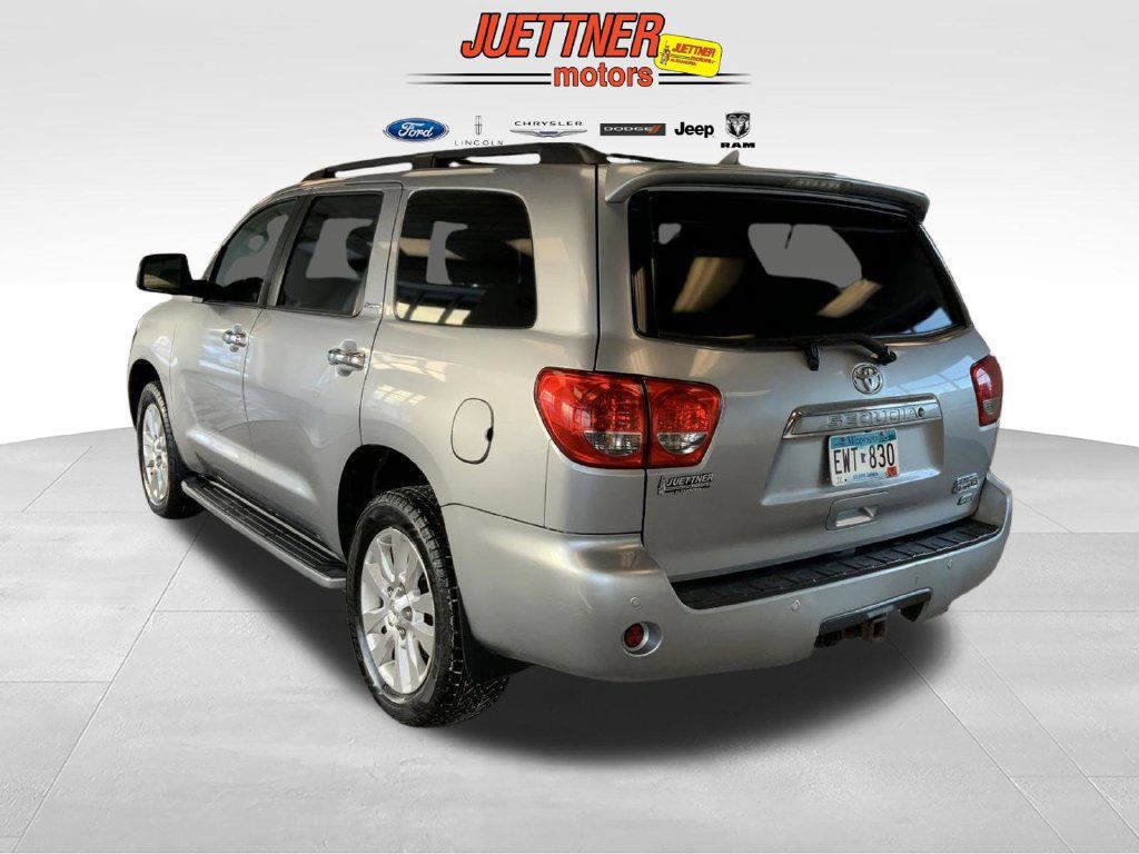 Used 2013 Toyota Sequoia Platinum AWD/4WD image 6