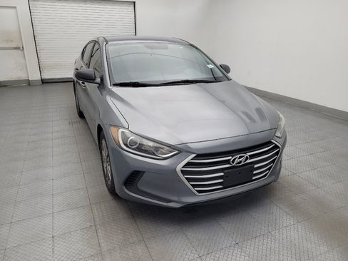 Used 2017 Hyundai Elantra SE FWD image 14