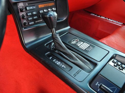 Used 1996 Chevrolet Corvette Coupe RWD image 37