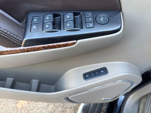 Used 2016 Chevrolet Tahoe LTZ image 11