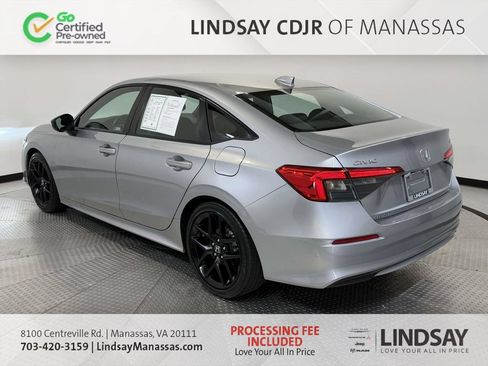 Used 2024 Honda Civic Sport image 6