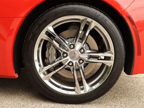 Used 2016 Chevrolet Corvette Stingray Coupe w/ 3LT Preferred Equipment Group RWD image 39