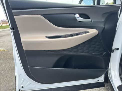 Used 2019 Hyundai Santa Fe SEL image 20