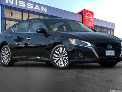 Certified 2023 Nissan Altima 2.5 SV