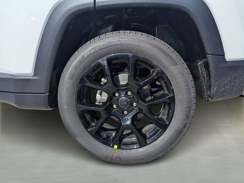 New 2026 Jeep Compass Latitude image 6