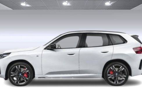 Used 2025 BMW X3 xDrive30i w/ Convenience Package image 3